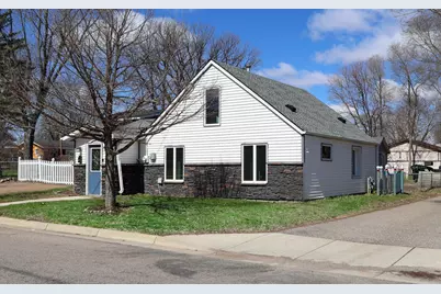 511 3rd Street NE, Saint Cloud, MN 56304 - Photo 3