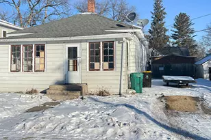 405 Victoria St, Fairmont, MN 56031 - Photo 1