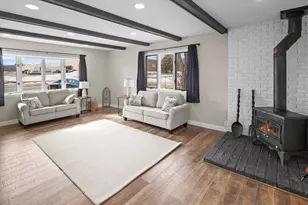 701 10th St E, Hastings, MN 55033 - Photo 1