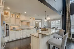 11181 Walnut Ln, Woodbury, MN 55129 - Photo 13