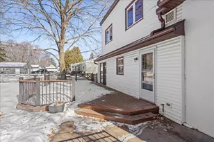 2567 Clarence St, Maplewood, MN 55109 - Photo 13