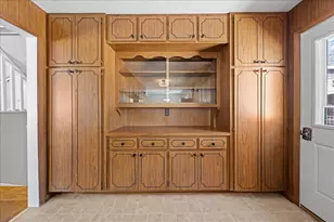 2567 Clarence St, Maplewood, MN 55109 - Photo 9