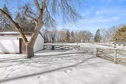 2567 Clarence Street, Maplewood, MN 55109 - Photo 43