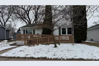 531 S 2nd Street, La Crescent, MN 55947 - Photo 3