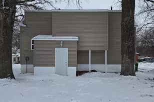 108 Maple St, Jackson, MN 56143 - Photo 23