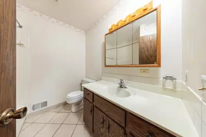 10924 Zenith Avenue S, Bloomington, MN 55431 - Photo 19