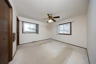 10924 Zenith Ave S, Bloomington, MN 55431 - Photo 15