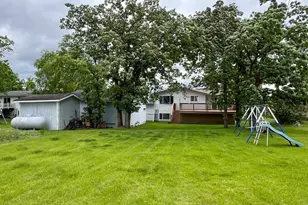 107 Harding Street S, Karlstad, MN 56732 - Photo 29