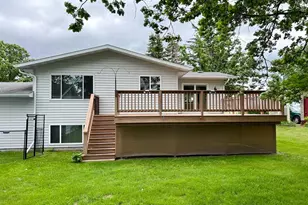 107 Harding Street S, Karlstad, MN 56732 - Photo 25