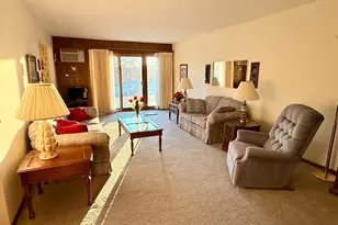 2700 Oxford St N, Roseville, MN 55113 - Photo 5