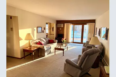 2700 Oxford Street N #104, Roseville, MN 55113 - Photo 3