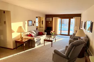 2700 Oxford St N, Roseville, MN 55113 - Photo 3