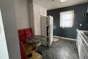 209 N 10th St, Montevideo, MN 56265 - Photo 11