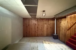 209 N 10th St, Montevideo, MN 56265 - Photo 21