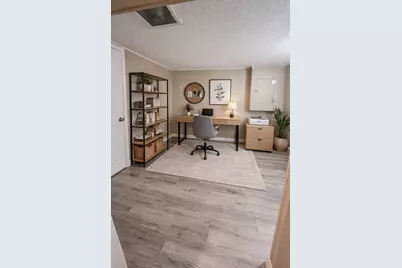 7617 Scott Avenue N, Brooklyn Park, MN 55443 - Photo 9