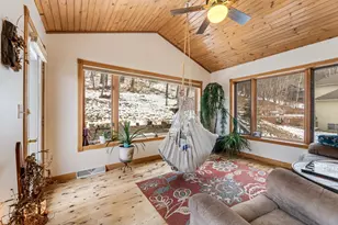 134 McIntosh Rd E, La Crescent, MN 55947 - Photo 11