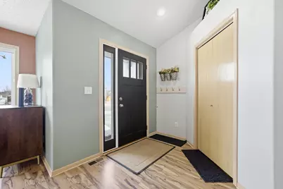 1573 43rd Avenue S, Moorhead, MN 56560 - Photo 3