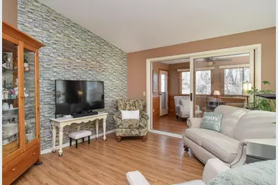 8807 Norway Street NW, Coon Rapids, MN 55433 - Photo 9