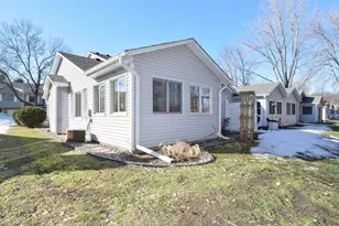 8807 Norway St NW, Coon Rapids, MN 55433 - Photo 25