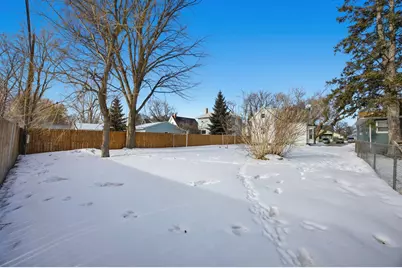 1622 7th Avenue S, Fargo,  58103 - Photo 23
