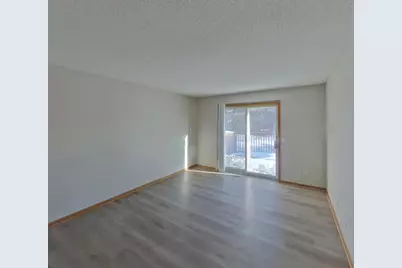 4350 Thornhill Lane, Vadnais Heights, MN 55127 - Photo 3