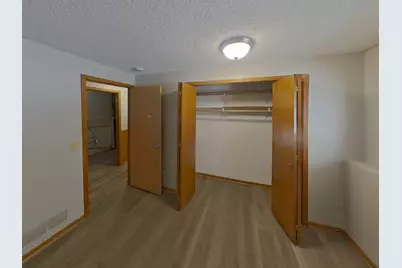 4350 Thornhill Lane, Vadnais Heights, MN 55127 - Photo 13