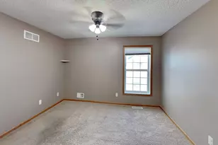 5106 Farnham Dr N, Hugo, MN 55038 - Photo 9