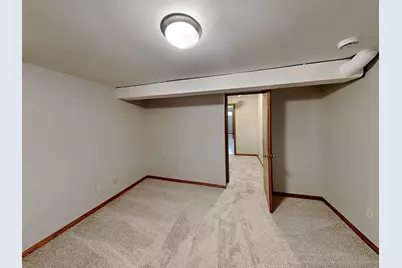 11893 Dunhill Road, Eden Prairie, MN 55344 - Photo 17