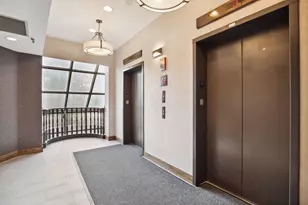 1181 Edgcumbe Rd, Saint Paul, MN 55109 - Photo 15