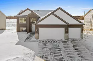 6643 Granby St, North Branch, MN 55056 - Photo 3