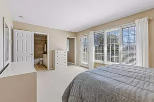 10027 Chowen Ave S, Bloomington, MN 55431 - Photo 19