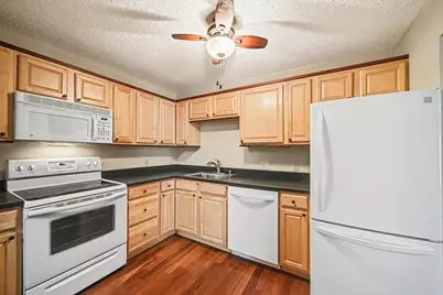 5645 Green Circle Drive #315, Minnetonka, MN 55343 - Photo 15