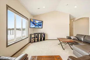 8594 Dolphin Rd, Princeton, MN 55371 - Photo 9
