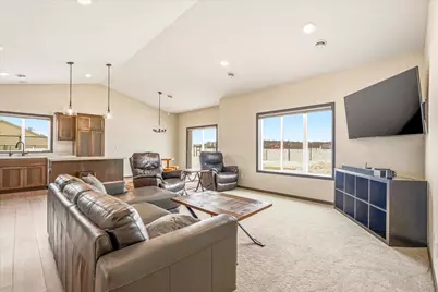 8594 Dolphin Road, Princeton, MN 55371 - Photo 5