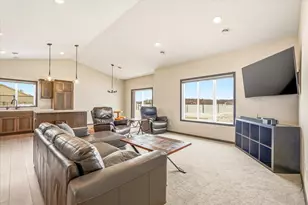 8594 Dolphin Rd, Princeton, MN 55371 - Photo 5