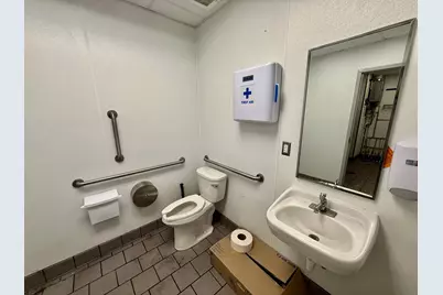 201 E College Drive #D, Marshall, MN 56258 - Photo 13