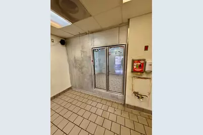 201 E College Drive #D, Marshall, MN 56258 - Photo 9