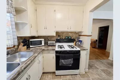 815 E Vernon Avenue, Fergus Falls, MN 56537 - Photo 5