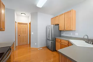 16445 Jarreau Ct, Lakeville, MN 55044 - Photo 11