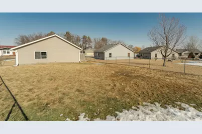 702 Southfork Place SE, Kasson, MN 55944 - Photo 5