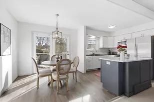 3048 Camelot Cir, Woodbury, MN 55125 - Photo 11