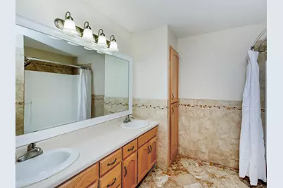 129 Hemlock Place, Vadnais Heights, MN 55127 - Photo 25