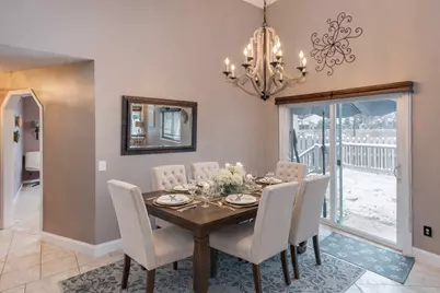 129 Hemlock Place, Vadnais Heights, MN 55127 - Photo 3