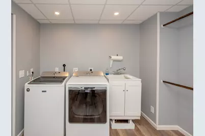 129 Hemlock Place, Vadnais Heights, MN 55127 - Photo 31