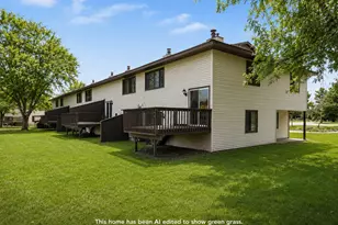 8525 Maplebrook Pkwy N, Brooklyn Park, MN 55445 - Photo 17