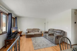 8525 Maplebrook Pkwy N, Brooklyn Park, MN 55445 - Photo 7