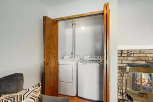 8525 Maplebrook Pkwy N, Brooklyn Park, MN 55445 - Photo 5