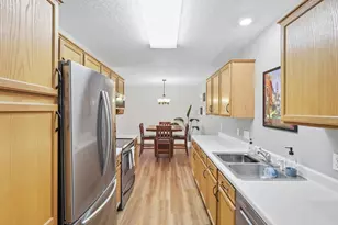 588 Spruce Dr, Hudson, WI 54016 - Photo 9