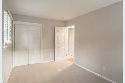 6418 Knoll Street N, Golden Valley, MN 55427 - Photo 11