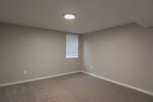 6418 Knoll Street N, Golden Valley, MN 55427 - Photo 13